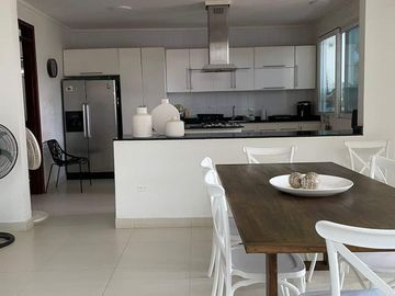 Vivir con comodidad, ambiente natural y de descanso, te ofrece  hermosa casa en Zona Norte