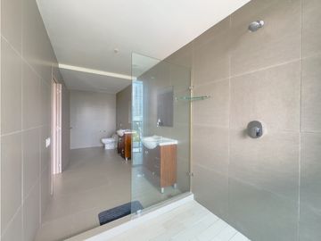 Venta: Apartamento en Avenida Balboa, PH Yacht Club