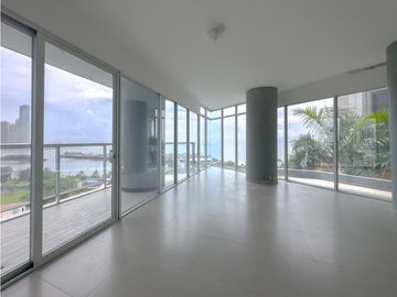 Venta: Apartamento en Avenida Balboa, PH Yacht Club