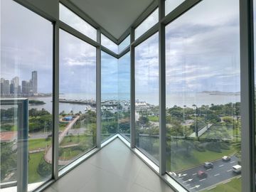 Venta: Apartamento en Avenida Balboa, PH Yacht Club