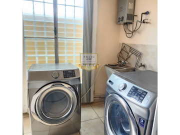 VENTA DE CASA CON LNEA BLANCA EN BRISAS DEL GOLF