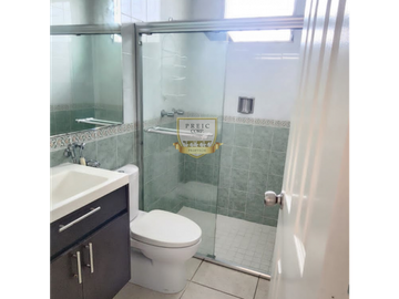 VENTA DE CASA CON LNEA BLANCA EN BRISAS DEL GOLF