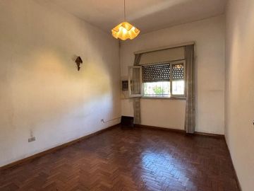 Casa en venta en Moron Sur