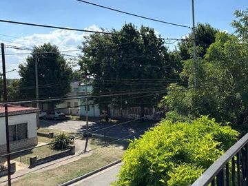 Casa en venta en Moron Sur