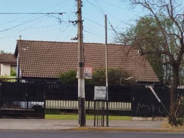 Casa en Venta en Departamental/Vicuña Mackenna Poniente