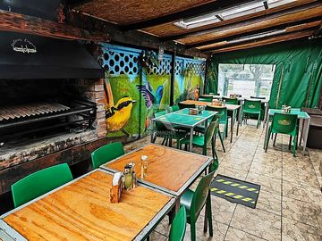 LOCAL COMERCIAL EXCELENTE UBICACION EN LLANQUIHUE