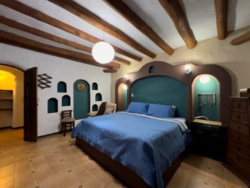 I3 CASA DE VENTA EN CUMBAYA