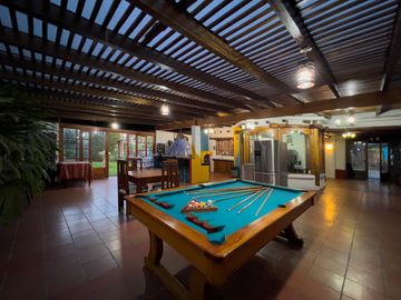 I3 CASA DE VENTA EN CUMBAYA