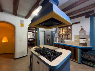 I3 CASA DE VENTA EN CUMBAYA
