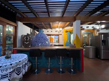 I3 CASA DE VENTA EN CUMBAYA