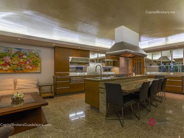 Casa de lujo en Valle Real en Coto en Venta