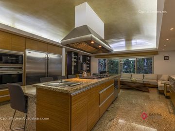 Casa de lujo en Valle Real en Coto en Venta