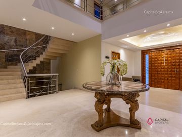 Casa de lujo en Valle Real en Coto en Venta