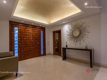Casa de lujo en Valle Real en Coto en Venta