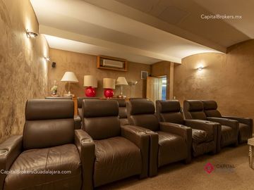 Casa de lujo en Valle Real en Coto en Venta