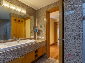 Casa de lujo en Valle Real en Coto en Venta