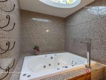 Casa de lujo en Valle Real en Coto en Venta