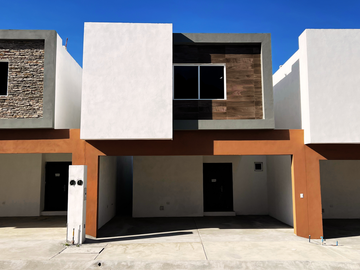 Casa Nueva en Venta en Cumbres, Garcia