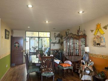 VENTA CASA LOMAS DE VALLE DORADO, TLALNEPANTLA DE BAZ