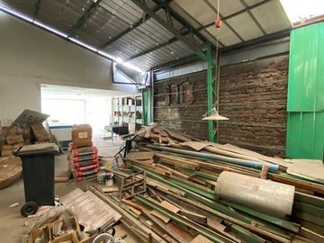 Industrial en Venta en Las Rosas