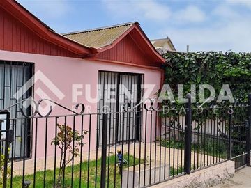Casa en Venta en Avenida Juan Cisternas