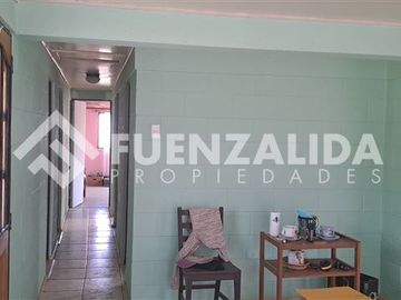 Casa en Venta en Avenida Juan Cisternas