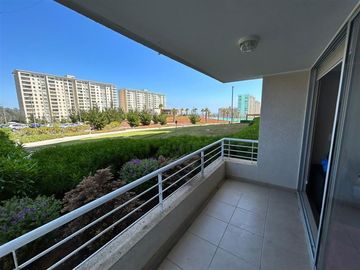 Departamento en Venta en Amoblado Laguna Bahía !