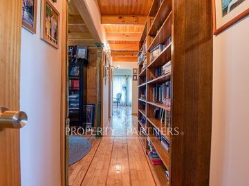 Casa 7 dormitorios en 1300 m2 de terreno, gran quincho y piscina Avenida Central/Las Nalcas Norte, Lo Cañas