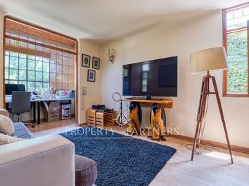Casa 7 dormitorios en 1300 m2 de terreno, gran quincho y piscina Avenida Central/Las Nalcas Norte, Lo Cañas
