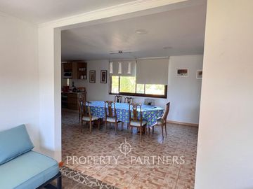 Hermosa Casa de Campo en parcela de 1 ha. en La foresta de Zapallar.