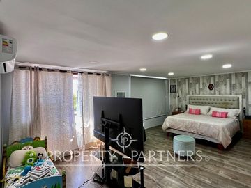 Hermosa Casa de Campo en parcela de 1 ha. en La foresta de Zapallar.