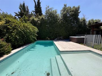 Casa en Venta en condominio las Flores