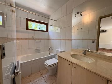 Casa en Venta en condominio las Flores