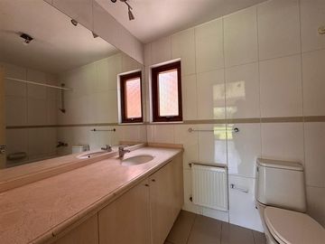 Casa en Venta en condominio las Flores