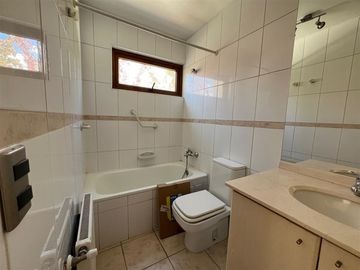 Casa en Venta en condominio las Flores