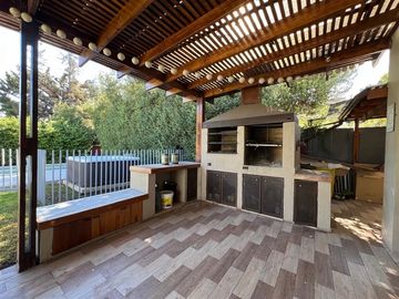 Casa en Venta en condominio las Flores