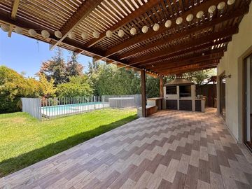 Casa en Venta en condominio las Flores