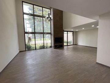 Residencia nueva con el vestidor más grande en Metepec