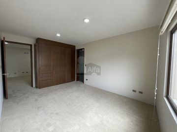 Residencia nueva con el vestidor más grande en Metepec