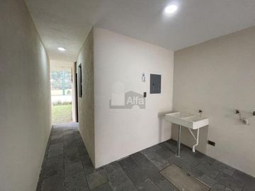 Residencia nueva con el vestidor más grande en Metepec