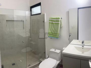 Casa sola en venta en Cumbres Platinum, Monterrey, Nuevo León