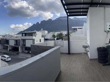 Casa sola en venta en Cumbres Platinum, Monterrey, Nuevo León