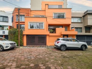 CASA  EN LOMAS HIPODROMO EN VENTA