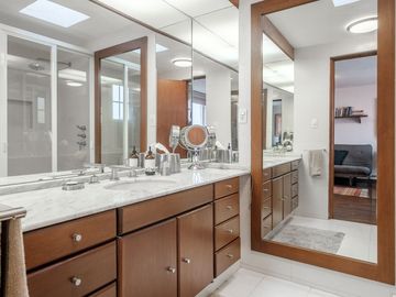 CASA  EN LOMAS HIPODROMO EN VENTA