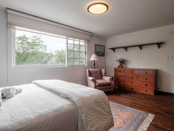 CASA  EN LOMAS HIPODROMO EN VENTA