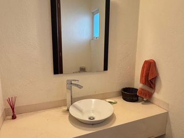 Casa en venta en Condesa Juriquilla Querétaro. GPS