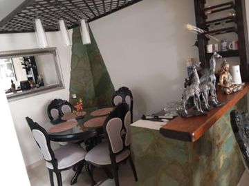 CASA EN VENTA VIA ALTAGRACIA PEREIRA