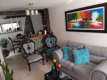 CASA EN VENTA VIA ALTAGRACIA PEREIRA