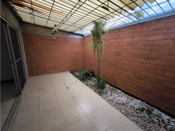 CASA EN VENTA EN CIUDAD COUNTRY JAMUNDI C-JD