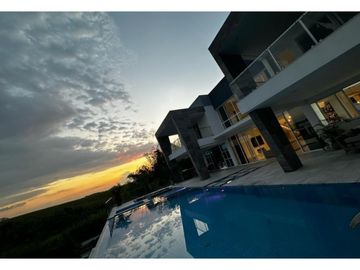 Casa campestre para la venta en cerritos malabar, Pereira!!!